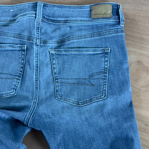 American Eagle Kick Boot wide leg jeans Women's size 8 US Reg medium wash AEO - Picture 7 of 8